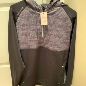 Peter Millar men golf hoodie. Size L. Color black and grey.